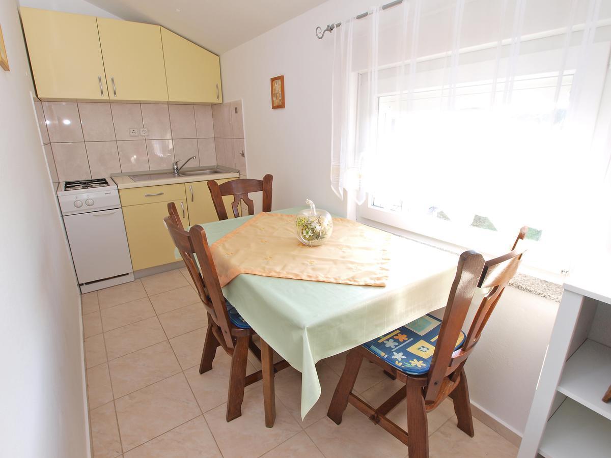 Mara 1029 Apartment *
